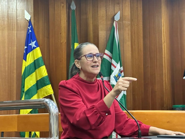 Vereadora Kátia pede ao TCM suspensão de corte de R$ 6 milhões na Saúde