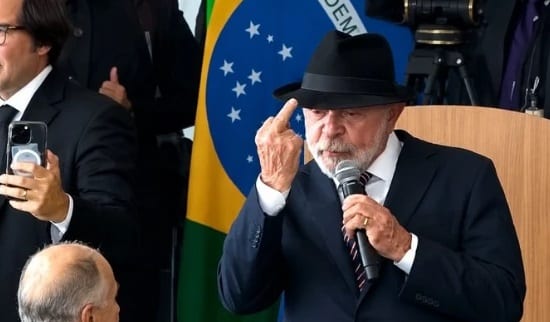 Impostômetro atinge R$ 2,5 trilhões em impostos neste ano