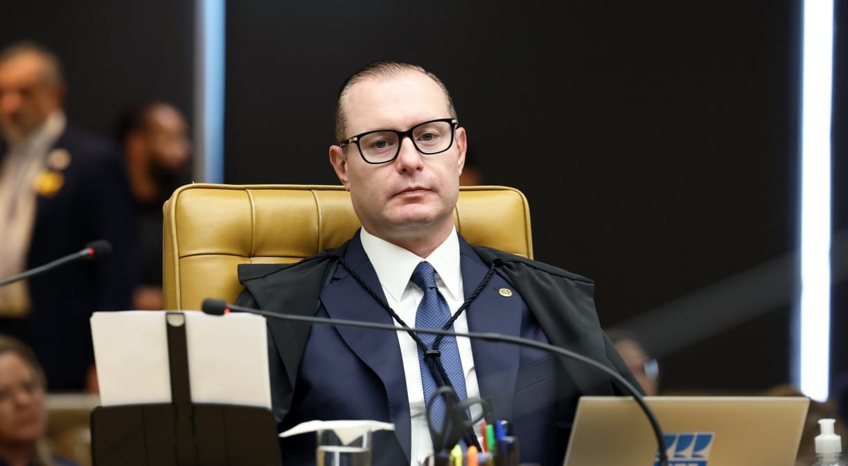 Zanin nega recurso de Eduardo Paes e mantém anulação de votos de Garotinho