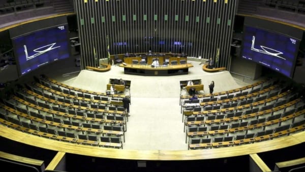 Câmara terá recorde de 109 deputadas, mas mulheres ocuparão apenas 21,2% das vagas