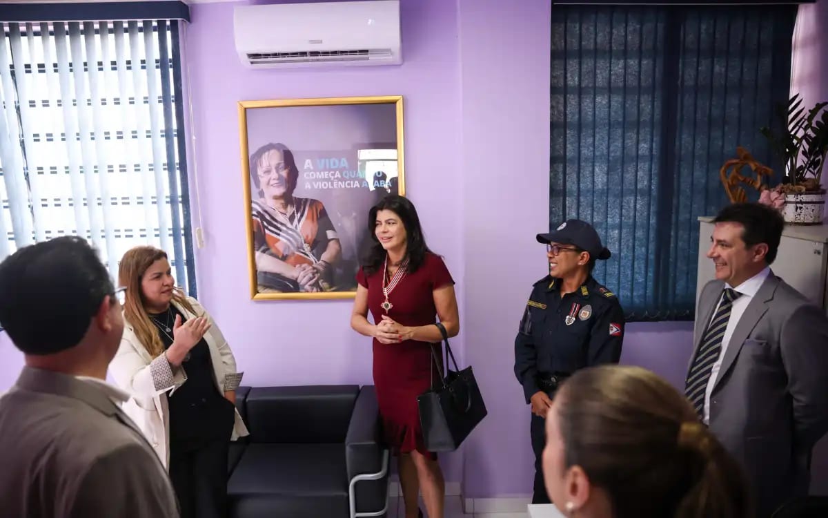 Amparo inaugura Sala Lilás para vítimas de violência