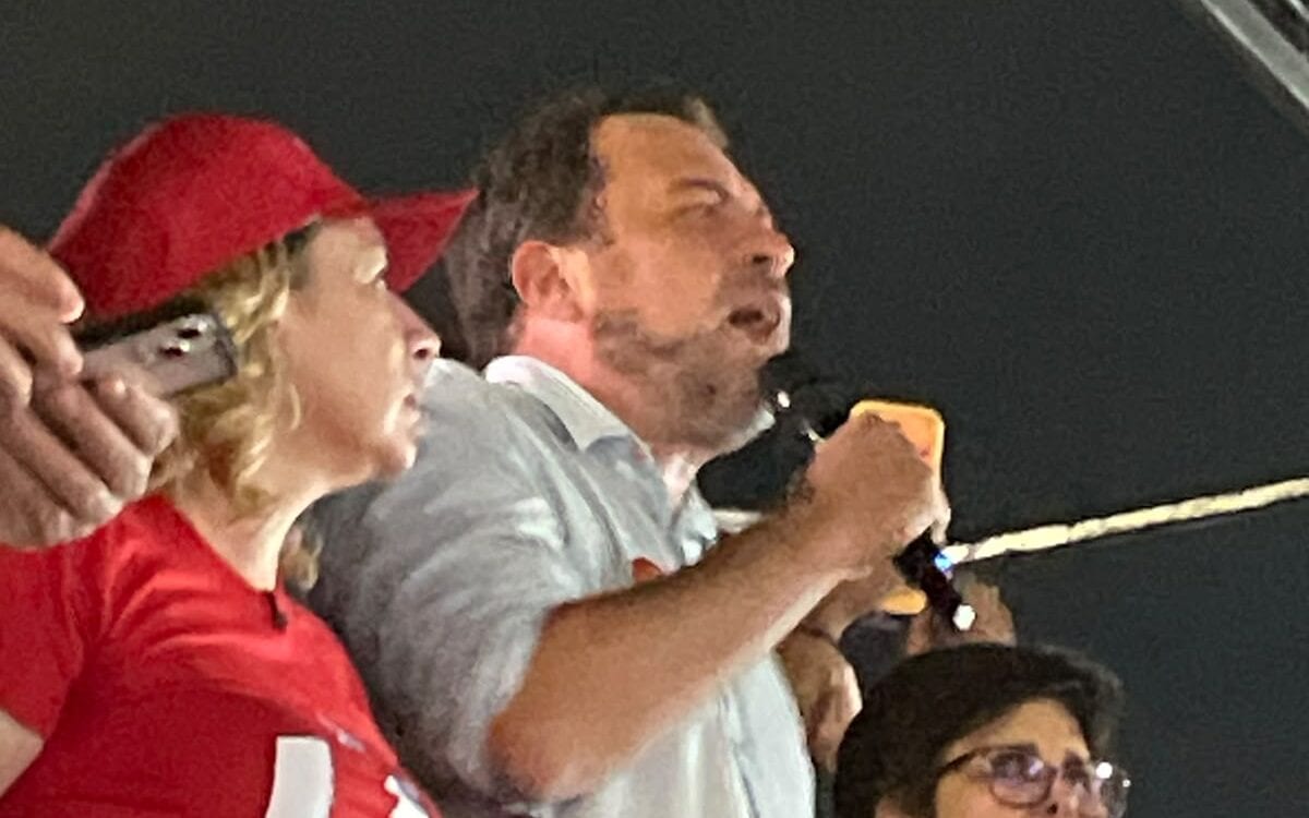 Boulos participa de comício em Goiânia