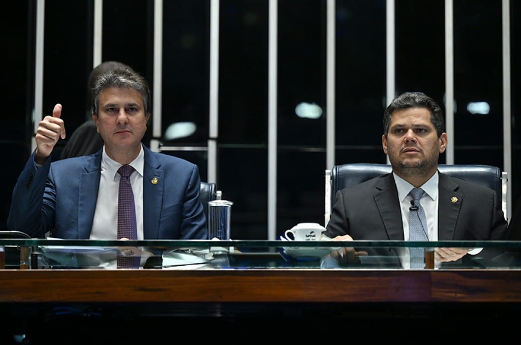 Aprovadas exceções a regras fiscais para incentivos tributários e despesas de 2026
