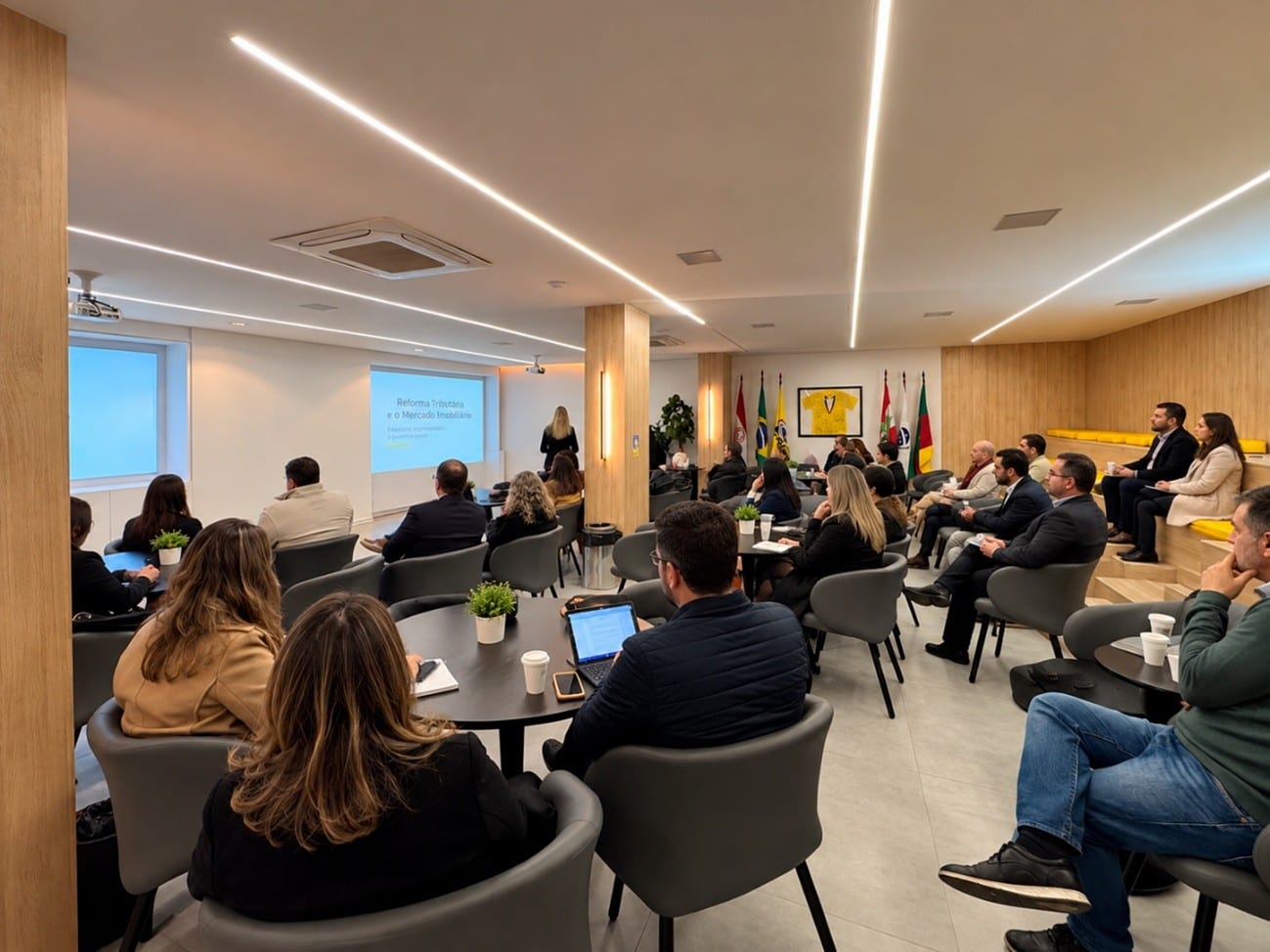 Reforma Tributária movimenta o mercado imobiliário e Apolar amplia agenda de encontros para proprietários com evento abe