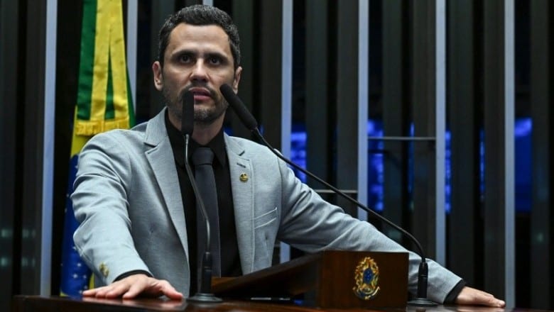 Cleitinho lidera pelo governo de Minas Gerais, com 47,8%
