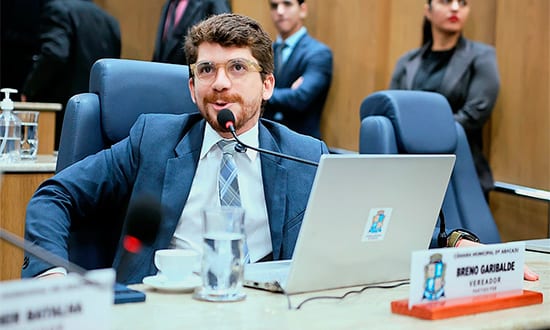 CMA aprova lei que regula recarga de carros elétricos em Aracaju