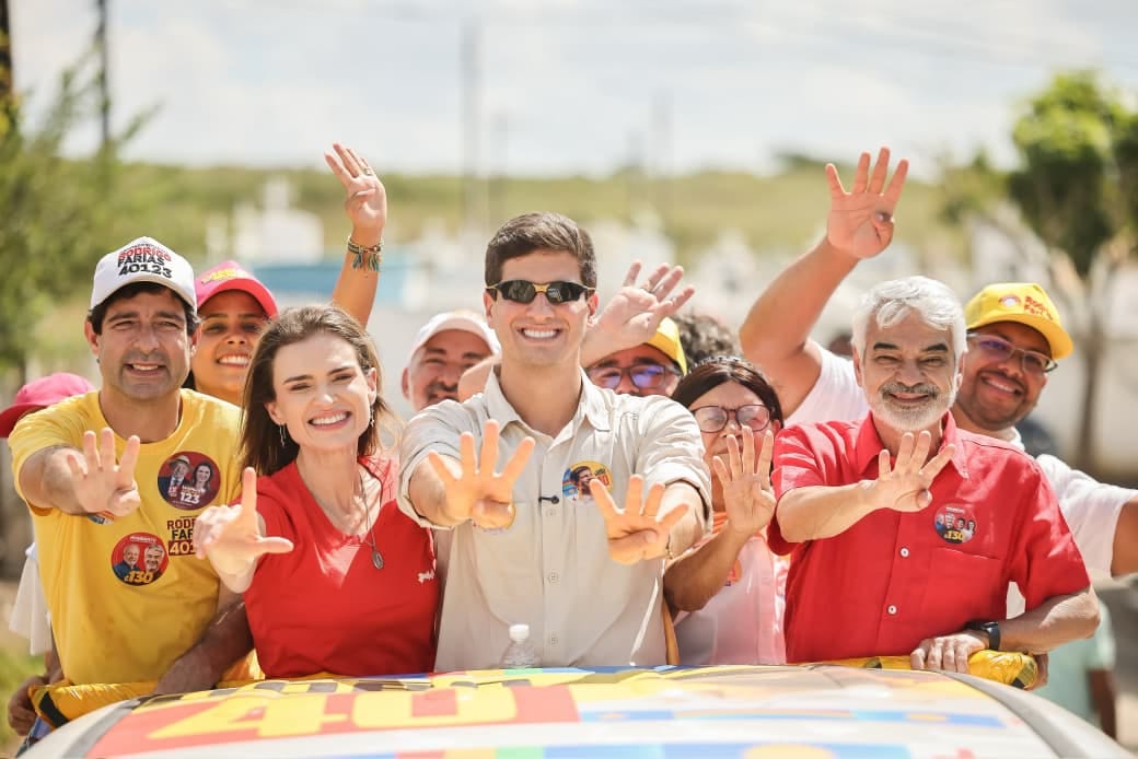 João Campos promete zerar IPVA de motos e amplia propostas de água no Agreste