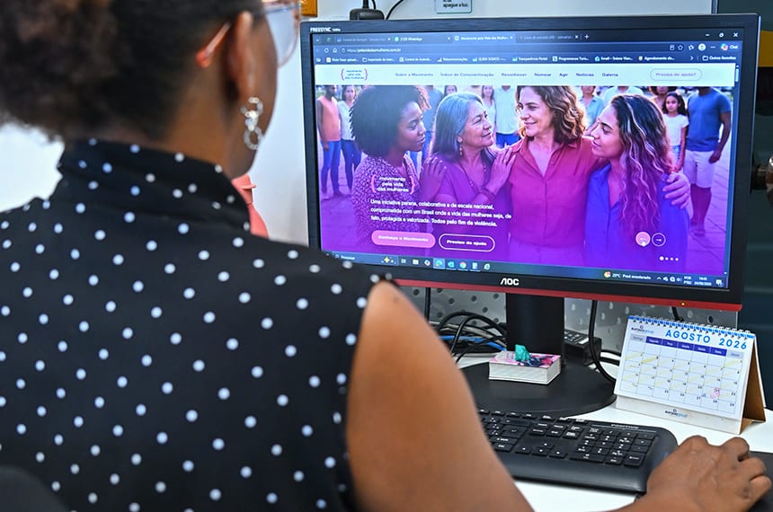 Senado fecha parceria com movimento Pela Vida das Mulheres
