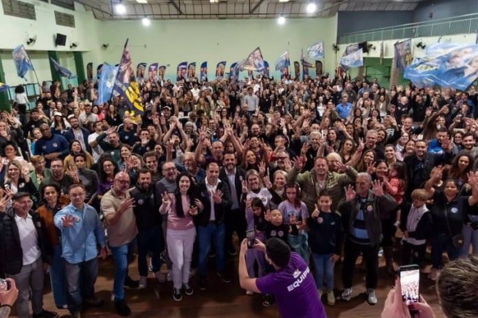 Mais de 600 people apoiaram Ellen Martinelli e Edicarlos Vieira em Jundiaí