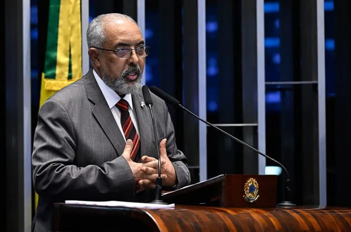 Paim celebra aprovação do fim da 6x1 e defende PEC da Segurança Pública