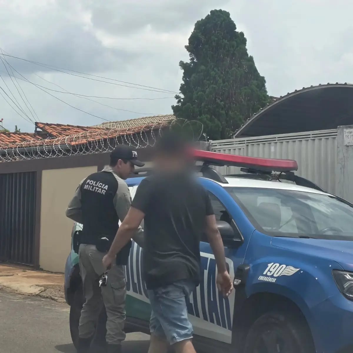 Eleições: influenciador é detido em Catalão e mulher vai à delegacia em Ouvidor
