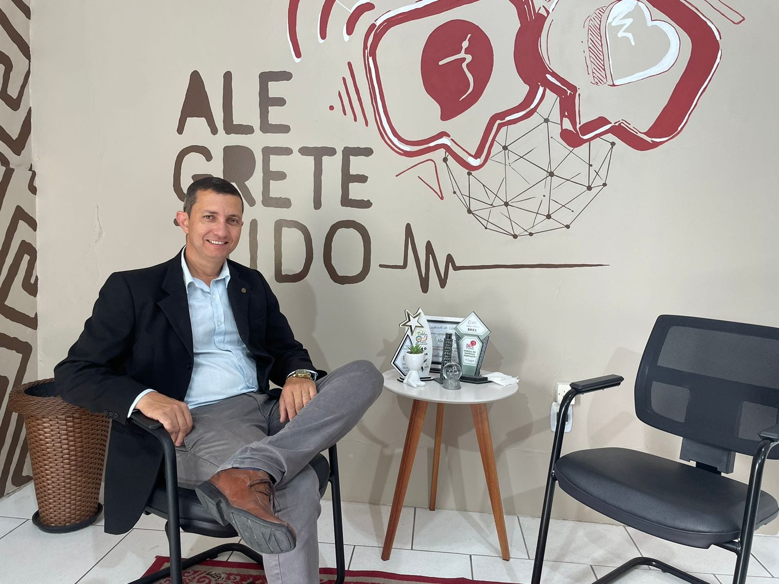 Aprovado projeto que exige placas em imóveis alugados pela Prefeitura