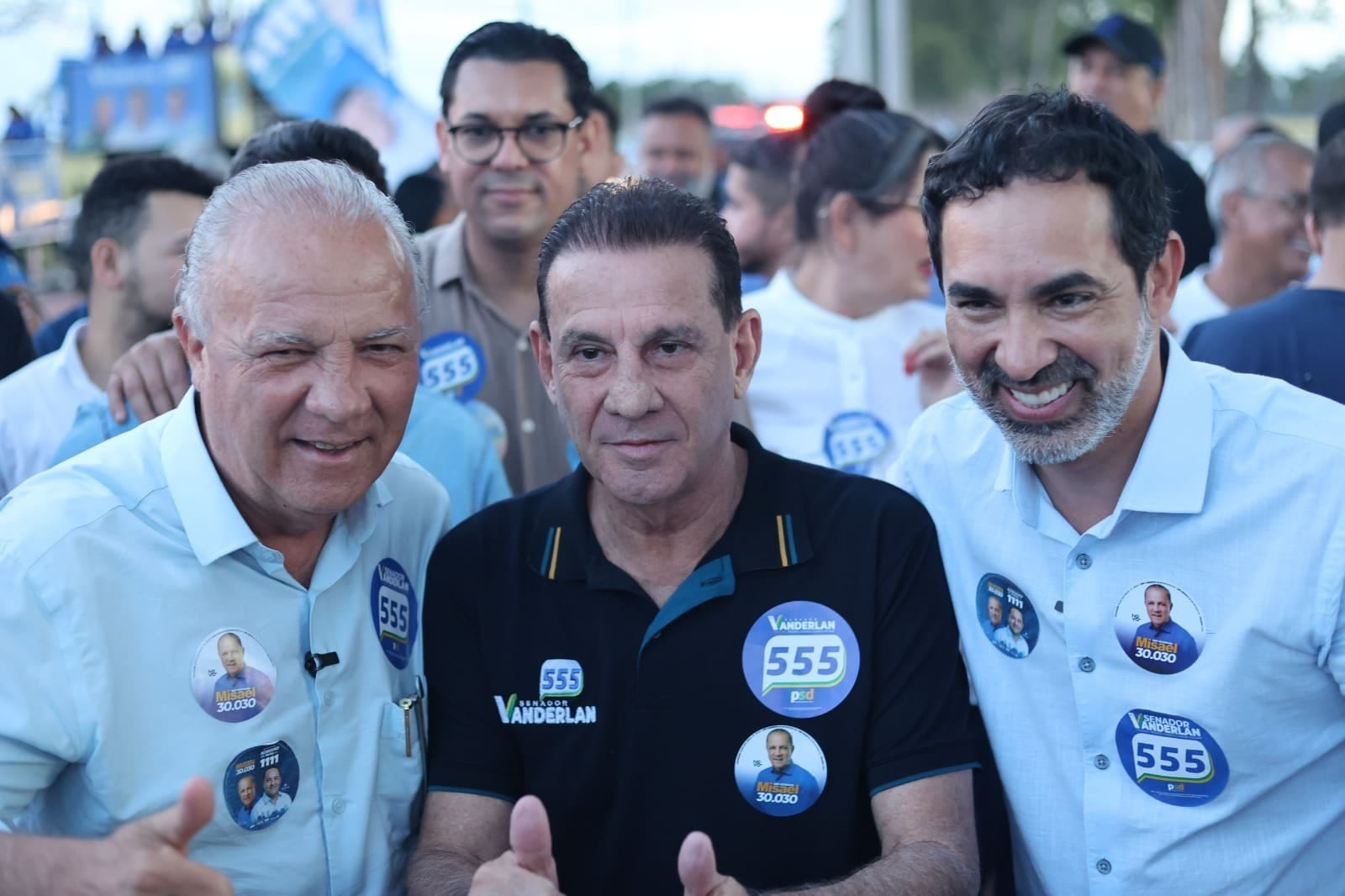Vanderlan lidera carreata em Senador Canedo e diz ter destinado R$ 37 milhões