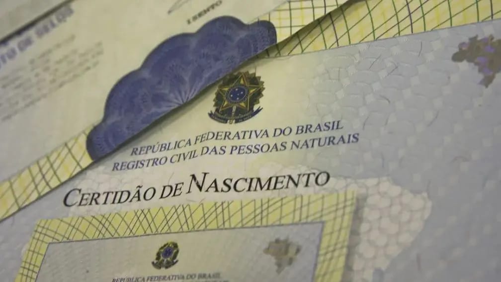 203 candidatos do Paraná nasceram fora do Estado