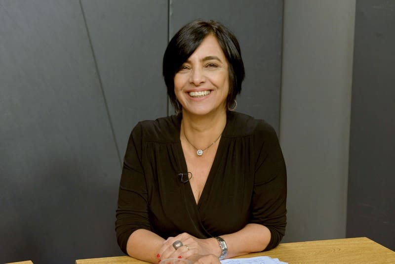 Isaura Lemos disputa vaga ao Senado defendendo jornada 5x2 e moradia