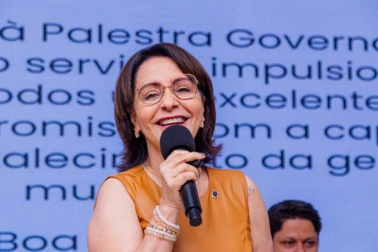 Prefeita de Aracaju viaja a São Paulo para procedimento cardíaco após mal-estar