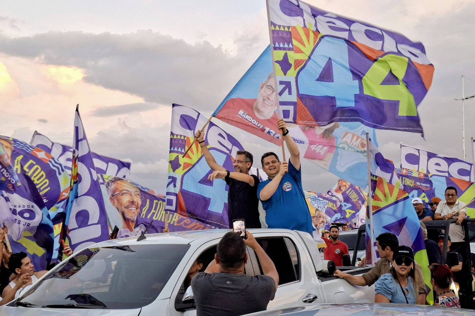 Alcolumbre mobiliza em Brasília para tentar frear derrota no Amapá