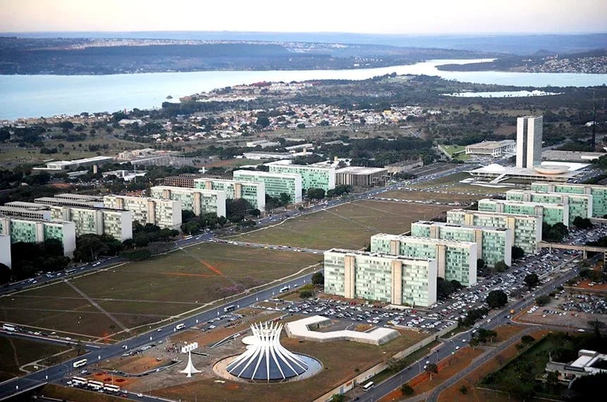 Orçamento de 2027 prevê 53.530 vagas no serviço público