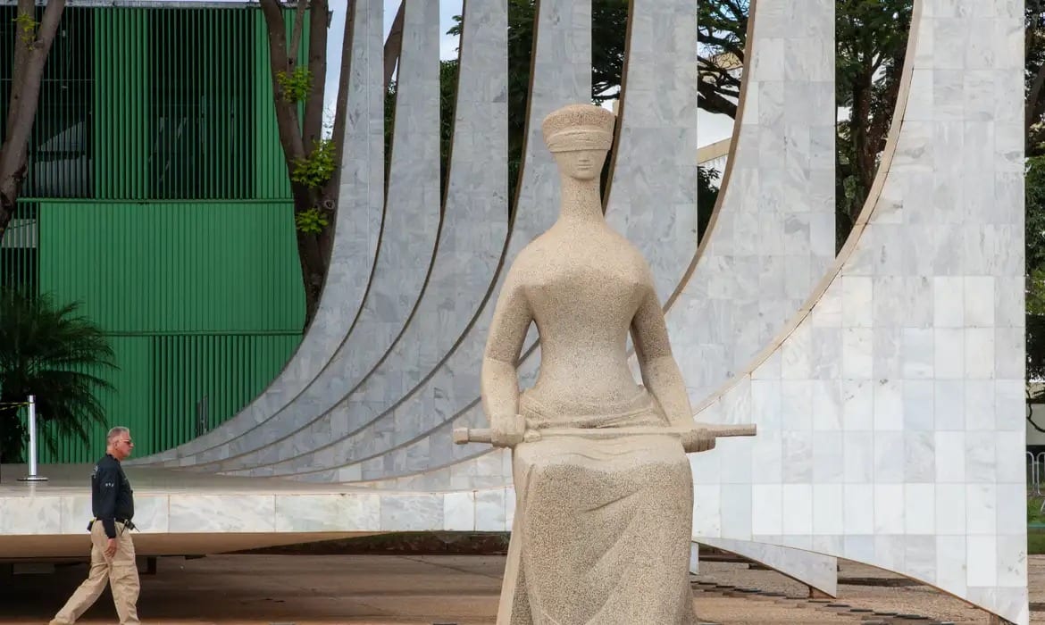 José Paulo Cavalcanti Filho: Vergonha Suprema