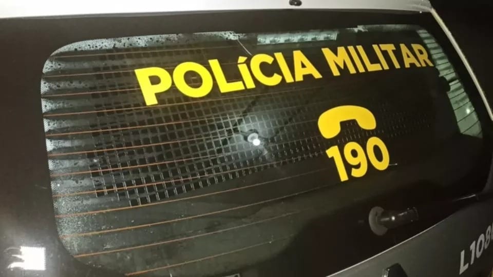 BRIGA ENTRE VIZINHOS TERMINA COM INTERVENÇÃO POLICIAL E HOMEM ALGEMADO NA ZONA RURAL DE TOLEDO
