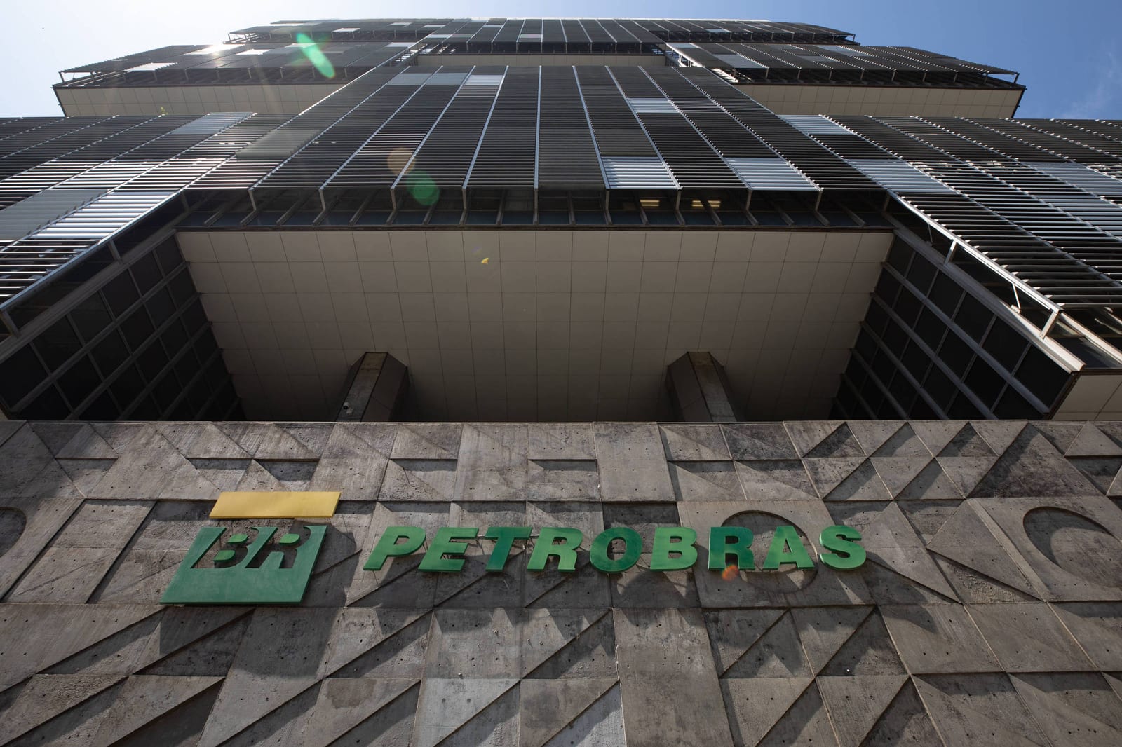 Lula indica 28 membros para conselhos de estatais; extras chegam a R$ 31 mil