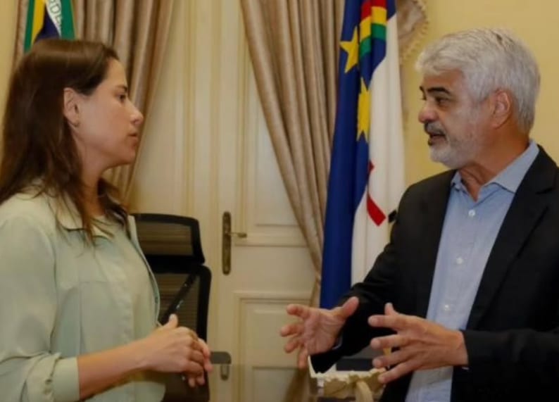 Cerca de 60 prefeitos da base de Raquel Lyra declaram apoio a Humberto Costa