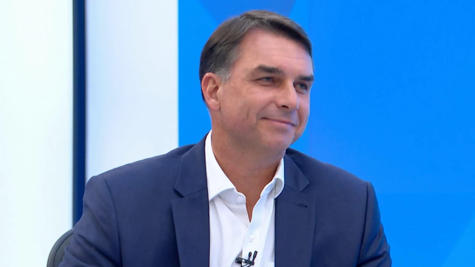 Flávio Bolsonaro vai pedir anulação das eleições