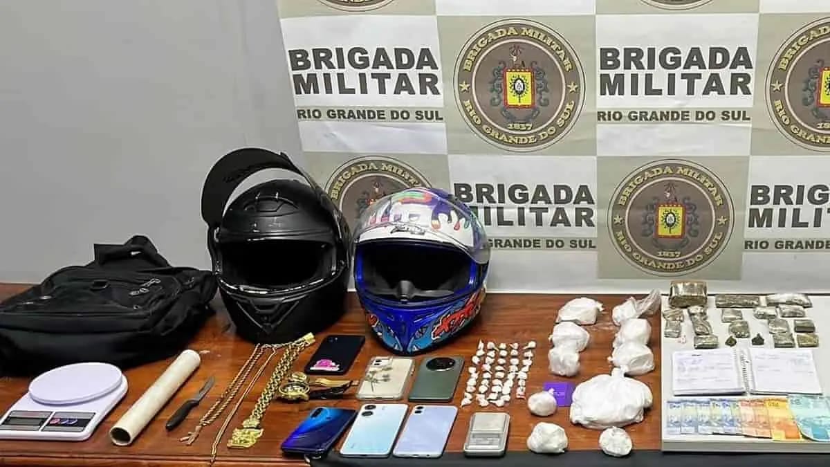 Drogas, dinheiro e celulares são apreendidos em ação da BM em Torres