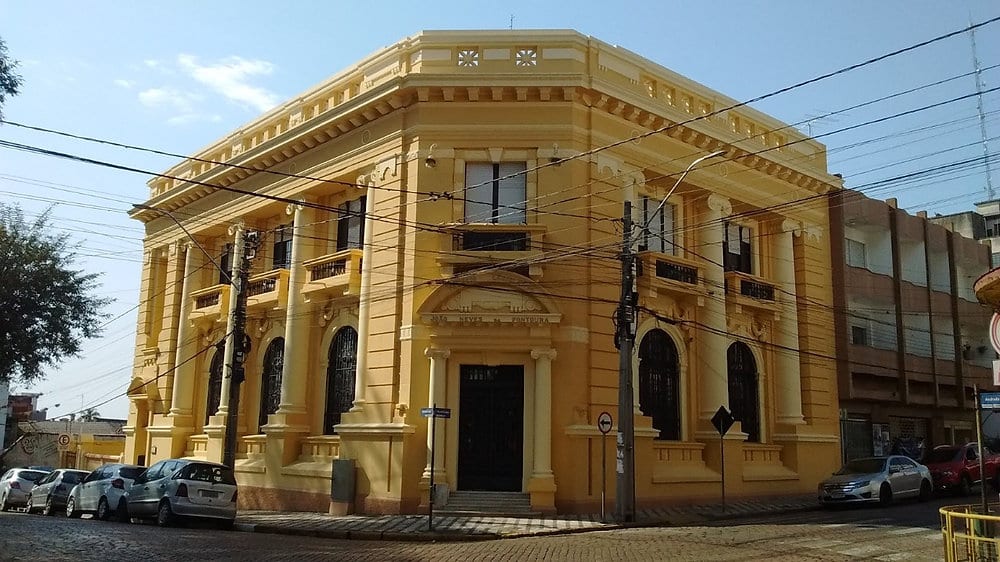 Câmara de Cachoeira recebe dois projetos: renovação de engenheiro e LOA 2027