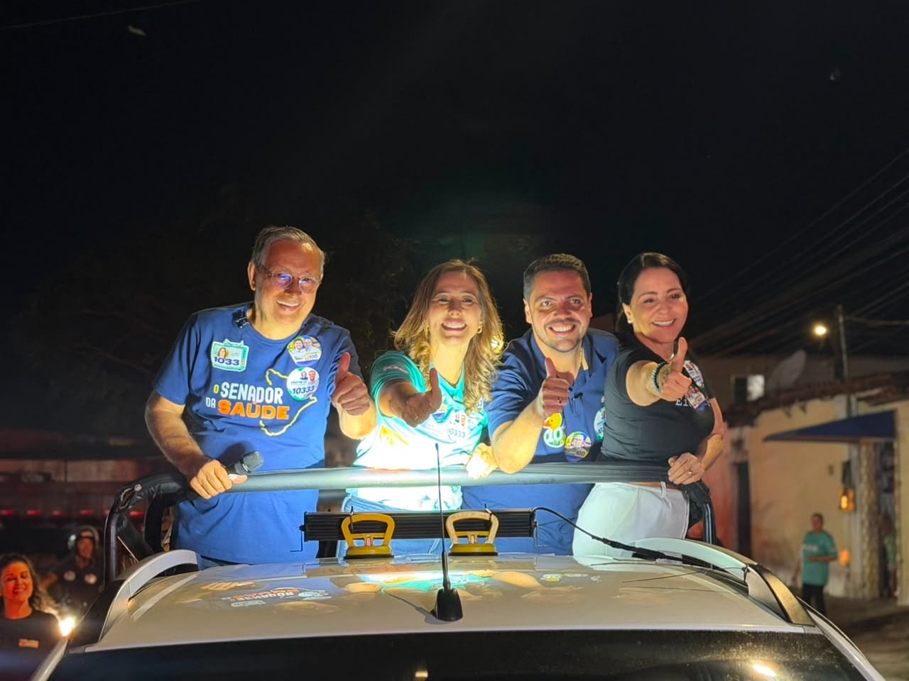 Susane Vidal participa de primeira carreata com Eduardo Amorim em Aracaju