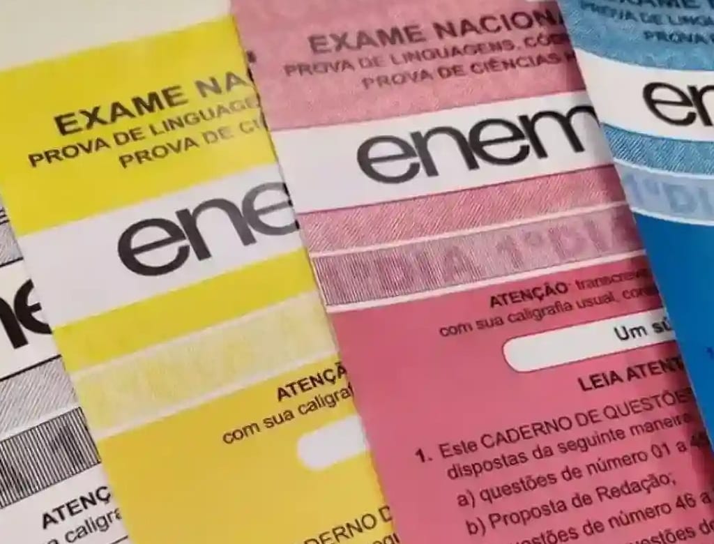 Enem pode ter questões discursivas além da redação