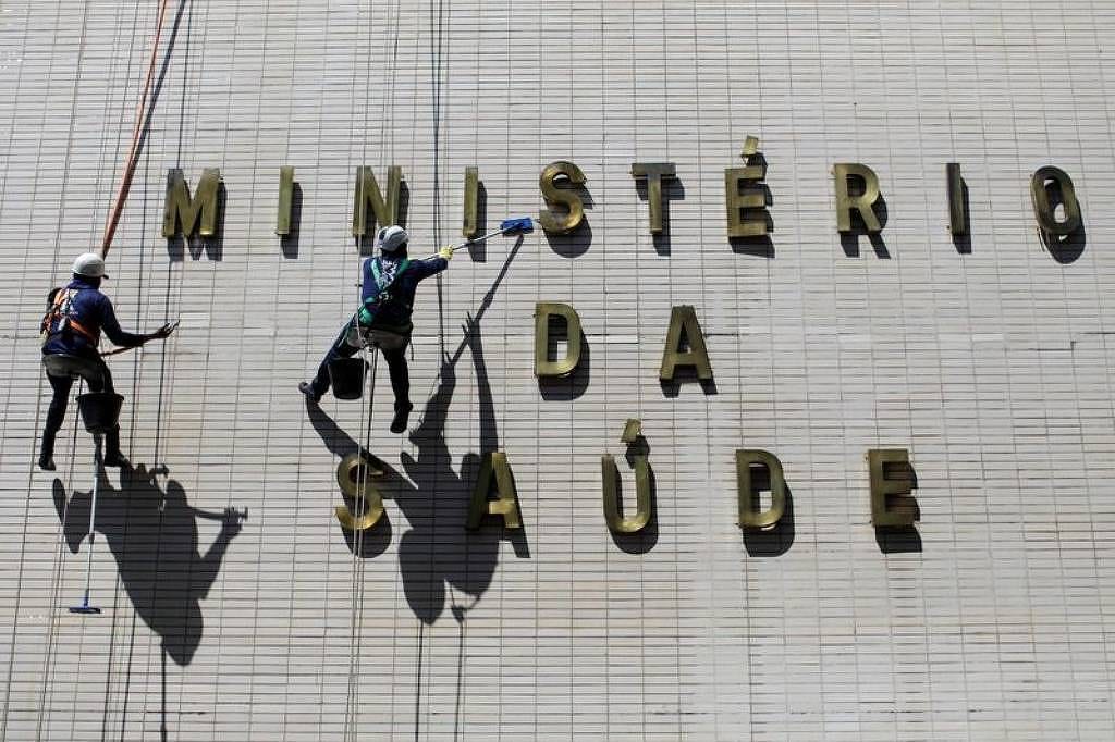 PF investiga três tentativas frustradas de contratos envolvendo Lulinha no Ministério da Saúde
