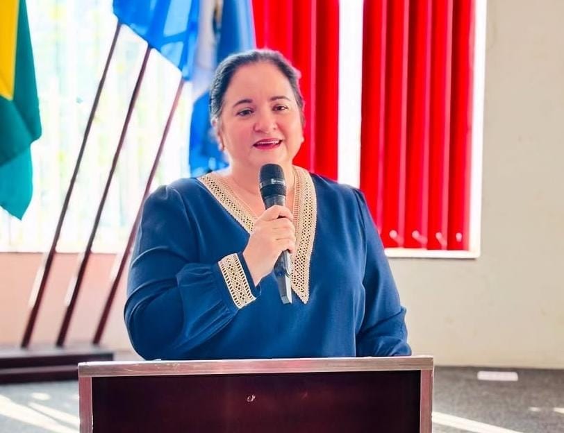 Vice-prefeita Flaviane Scopel faz desabafo sobre eleições