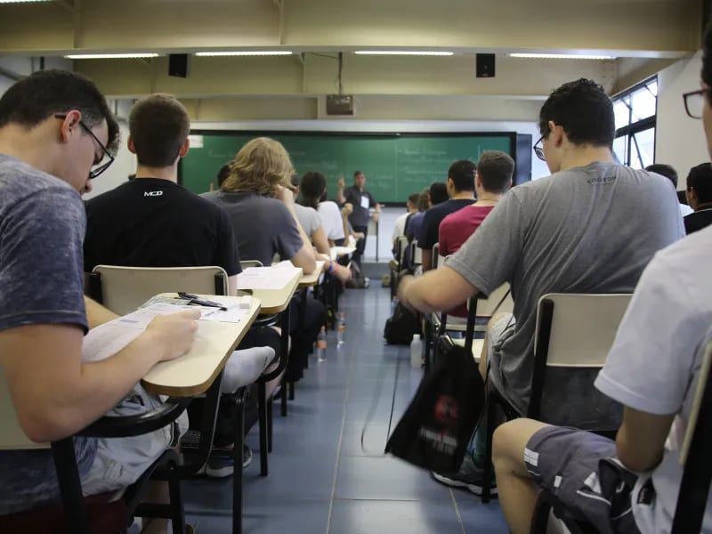 Vestibular Unesp 2027: redução de 75% na taxa para alunos de último ano