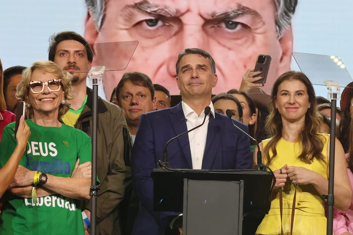 Campanha de Flávio prepara ato na Paulista para 7 de setembro