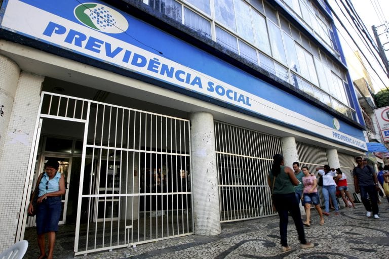 Câmara faz audiência sobre faltas de servidores e nomeação no INSS