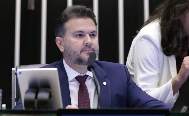 Câmara aprova isenção de IPI e II para tecnologia assistiva (PL 6910/25)