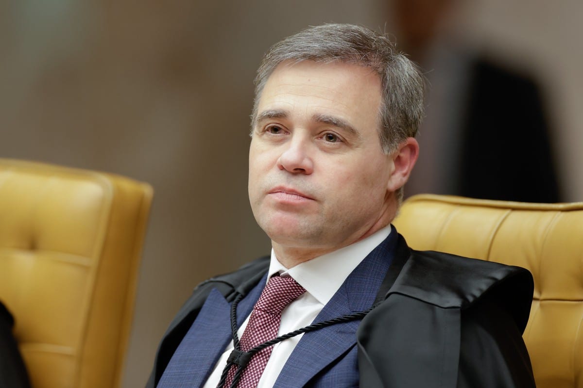Mendonça deve receber novo advogado de Daniel Vorcaro