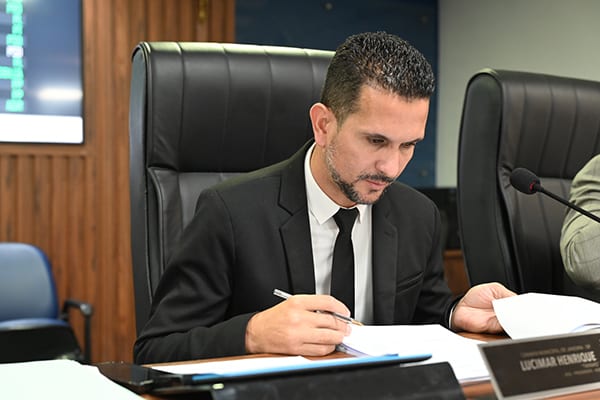 Tikinho quer fortalecer vínculos entre crianças e idosos durante festas de final de ano