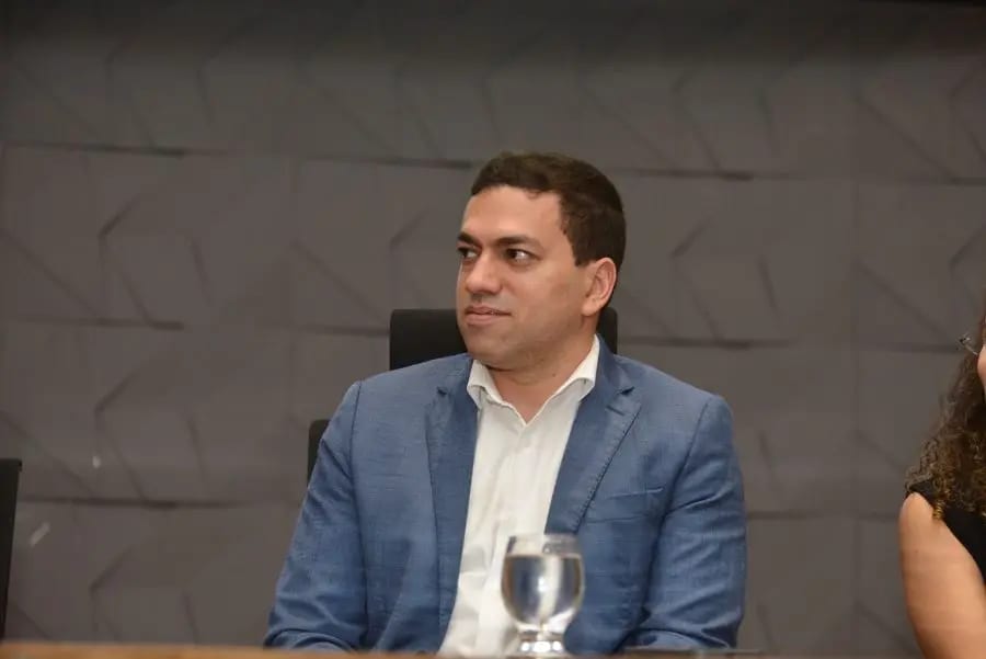 José Frederico Lyra Netto vai assumir a Secretaria de Educação