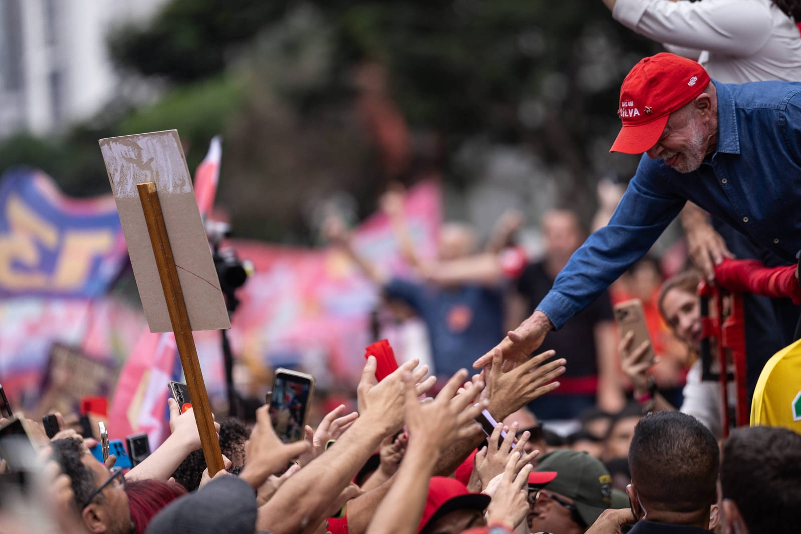 Janones e militância deram impulso decisivo à campanha de Lula