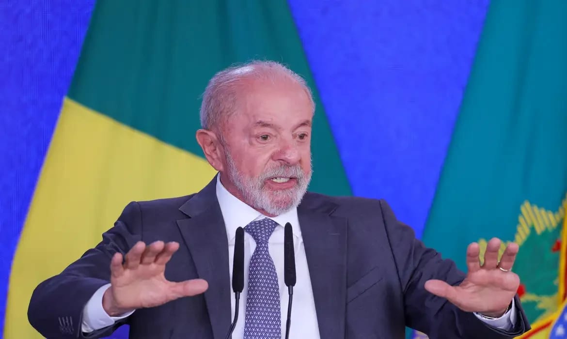 Lula defende reduzir maioridade penal para 16 anos em crimes hediondos