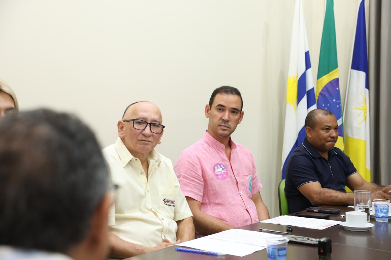 Vicentinho apresenta plano alinhado às demandas dos servidores da Saúde