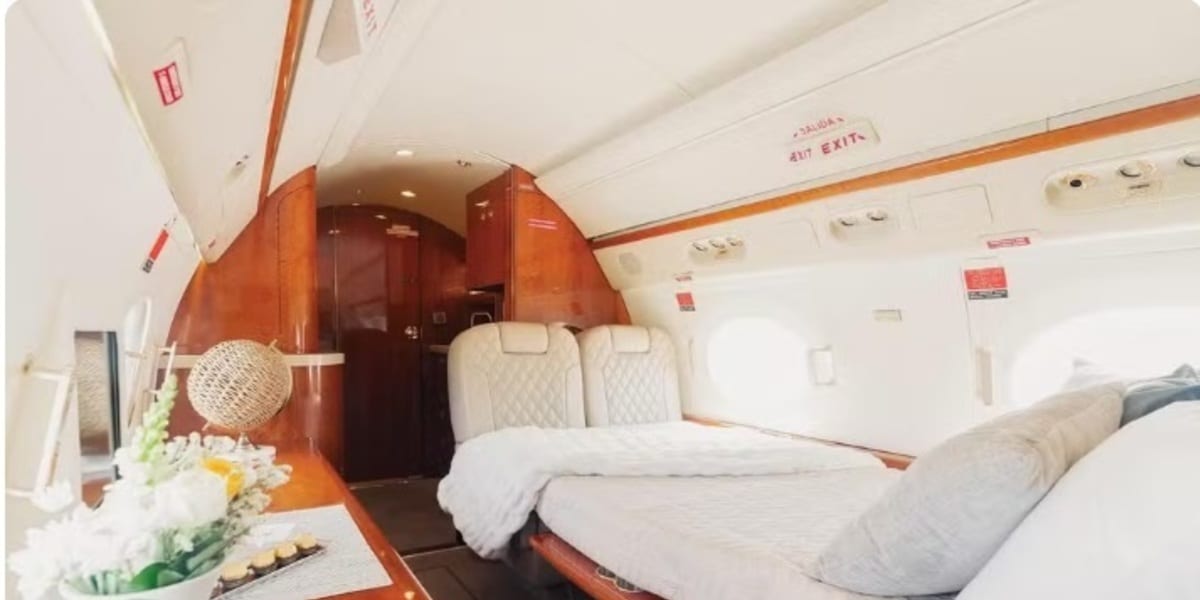 Saiba como é o jatinho particular que levou Flávio Bolsonaro e família aos EUA
