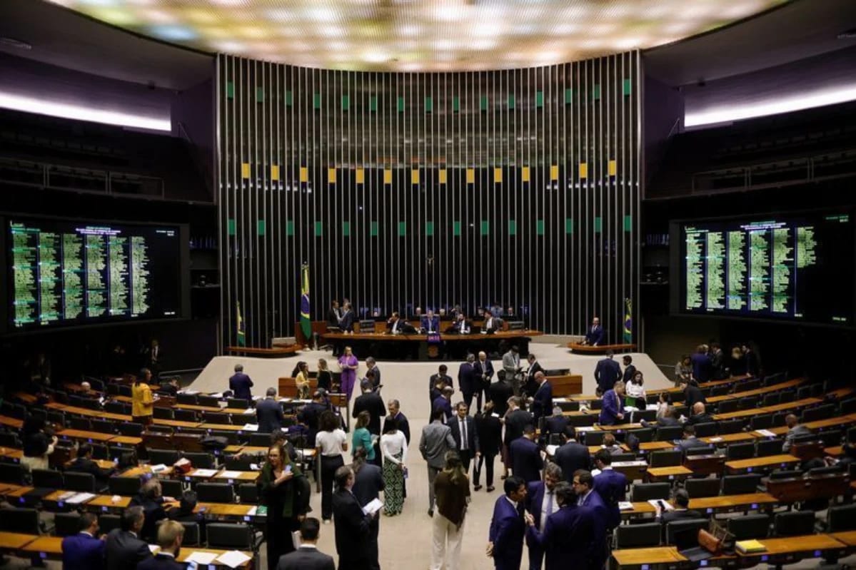 PSOL, PDT, Avante e Solidariedade ficam abaixo da cláusula de barreira