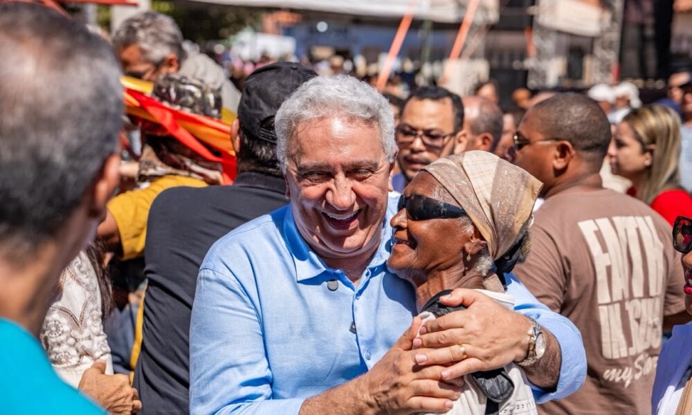 Laurez Moreira participou da Romaria do Senhor do Bonfim em Natividade