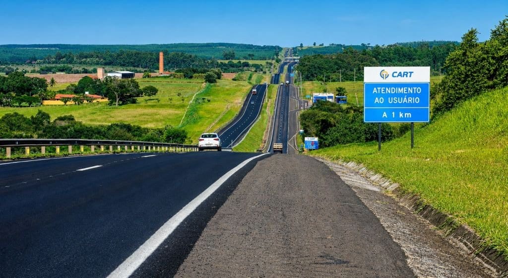 Sistema inteligente de câmeras flagra uso de celular na rodovia Raposo Tavares