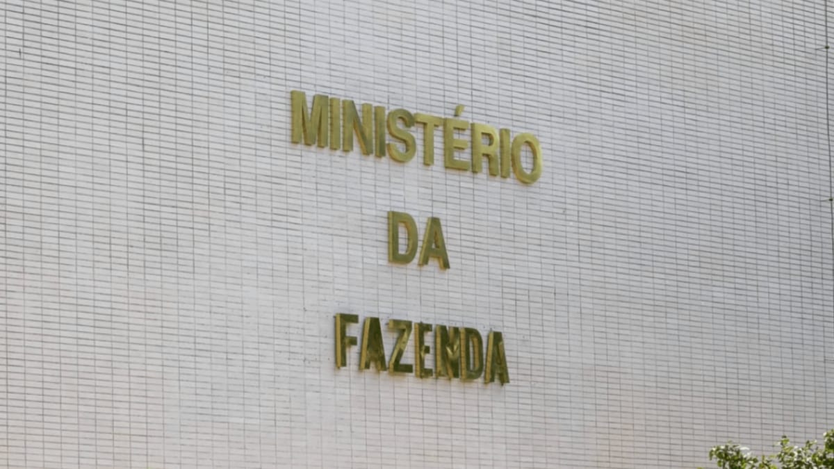 PIB de 0,5% frustra Fazenda, que estimava alta de 0,8%