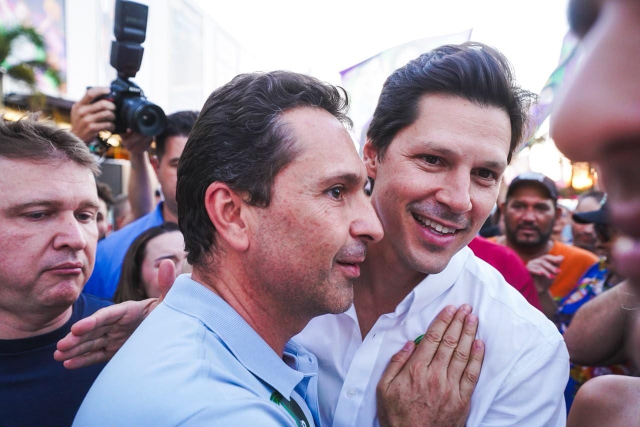 Leandro Vilela liderou adesivaço que abriu campanha de Daniel em Aparecida