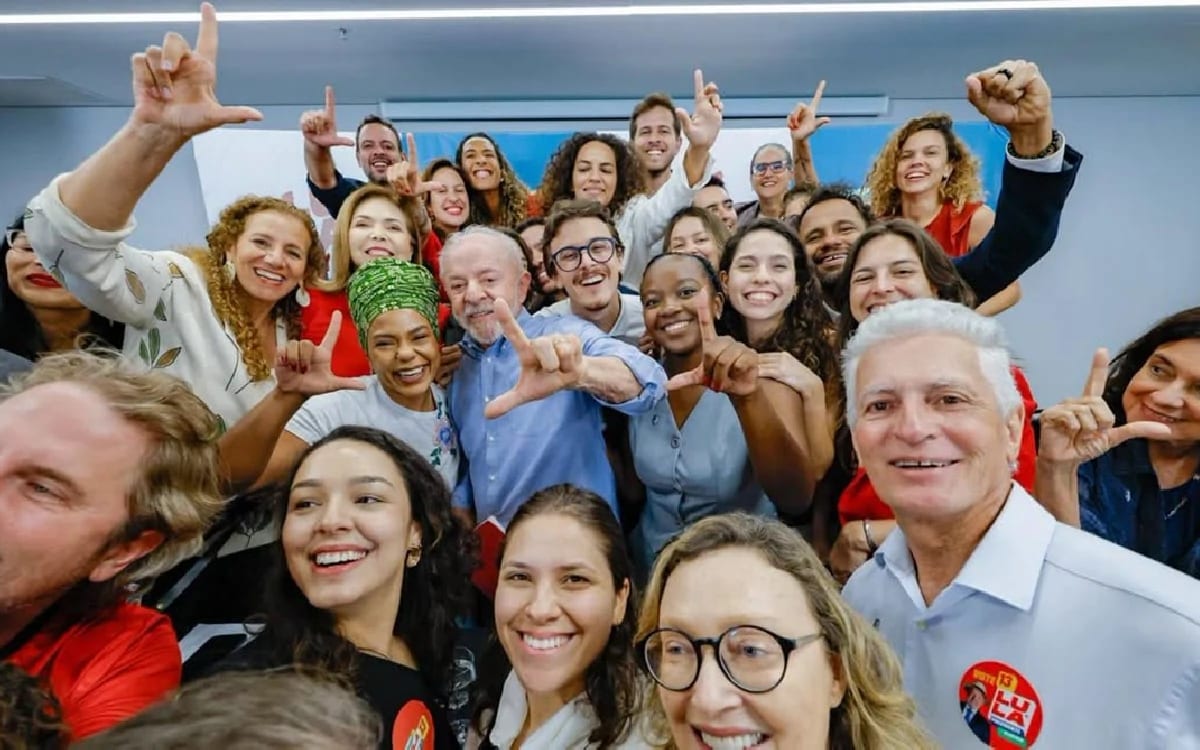 Lula defende fim da escala 6×1 e aprovação da PEC da Segurança Pública